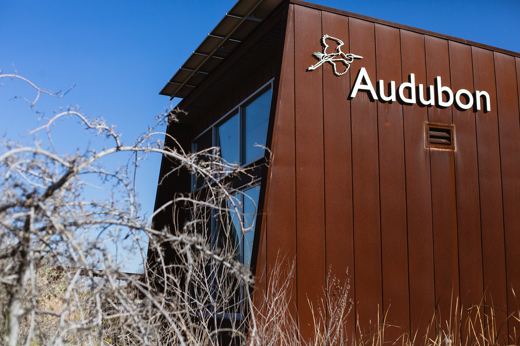 Image of the sign at the Rio Salado Audubon Center wedding venue in Phoenix Arizona.