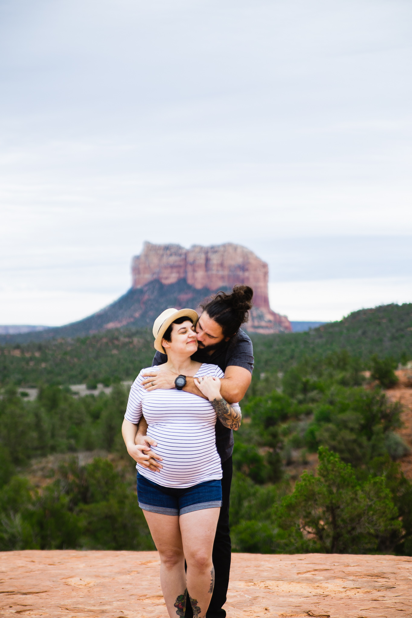 DIY Maternity Session in Sedona, Arizona by PMA Photography.