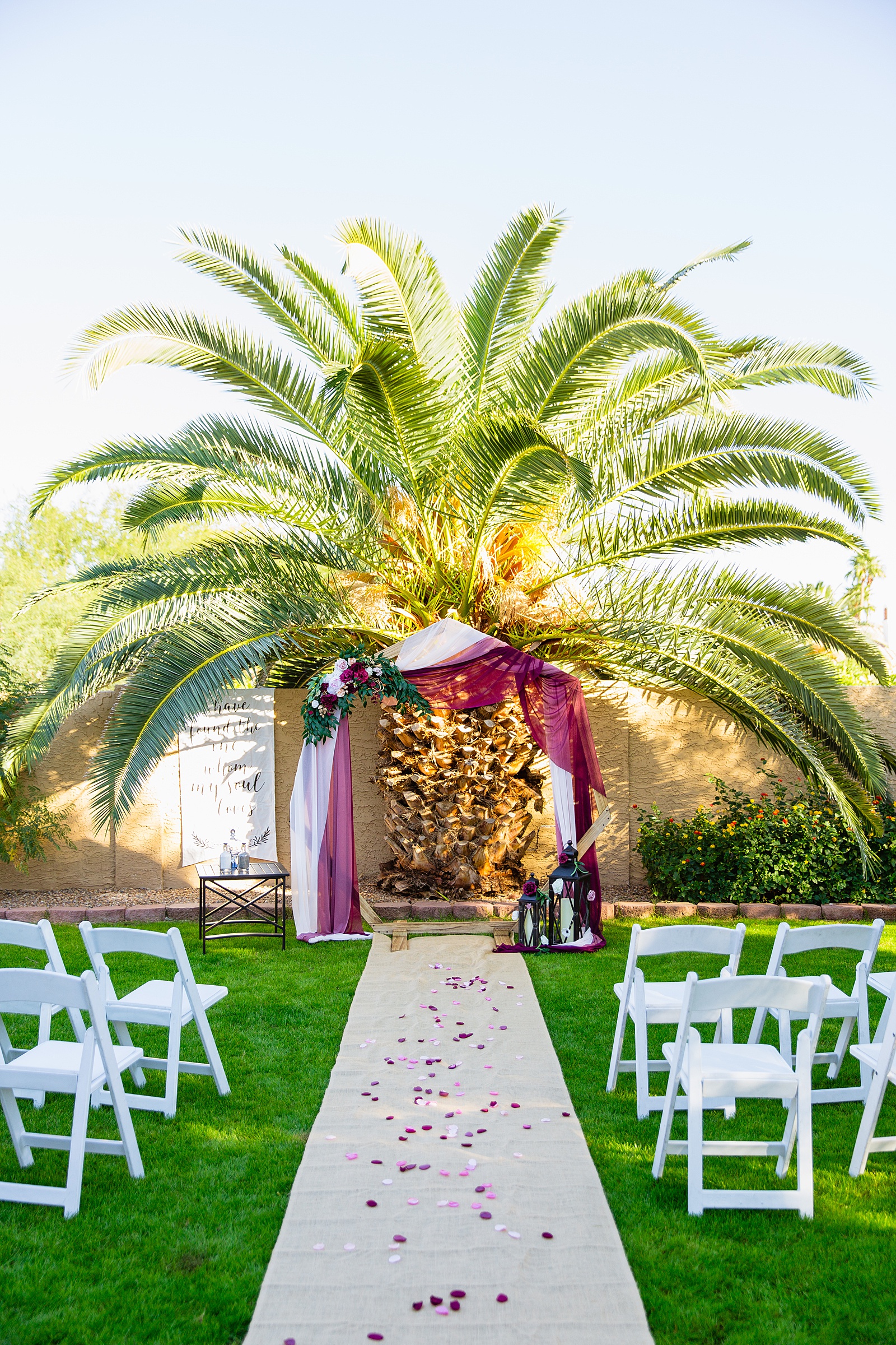 Wedding ceremony at Backyard Micro by Phoenix wedding photographer PMA Photography.